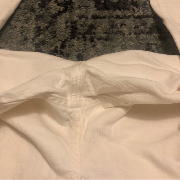 Forever 21 White Distressed Jeans Size 26 - Picture 3 of 12